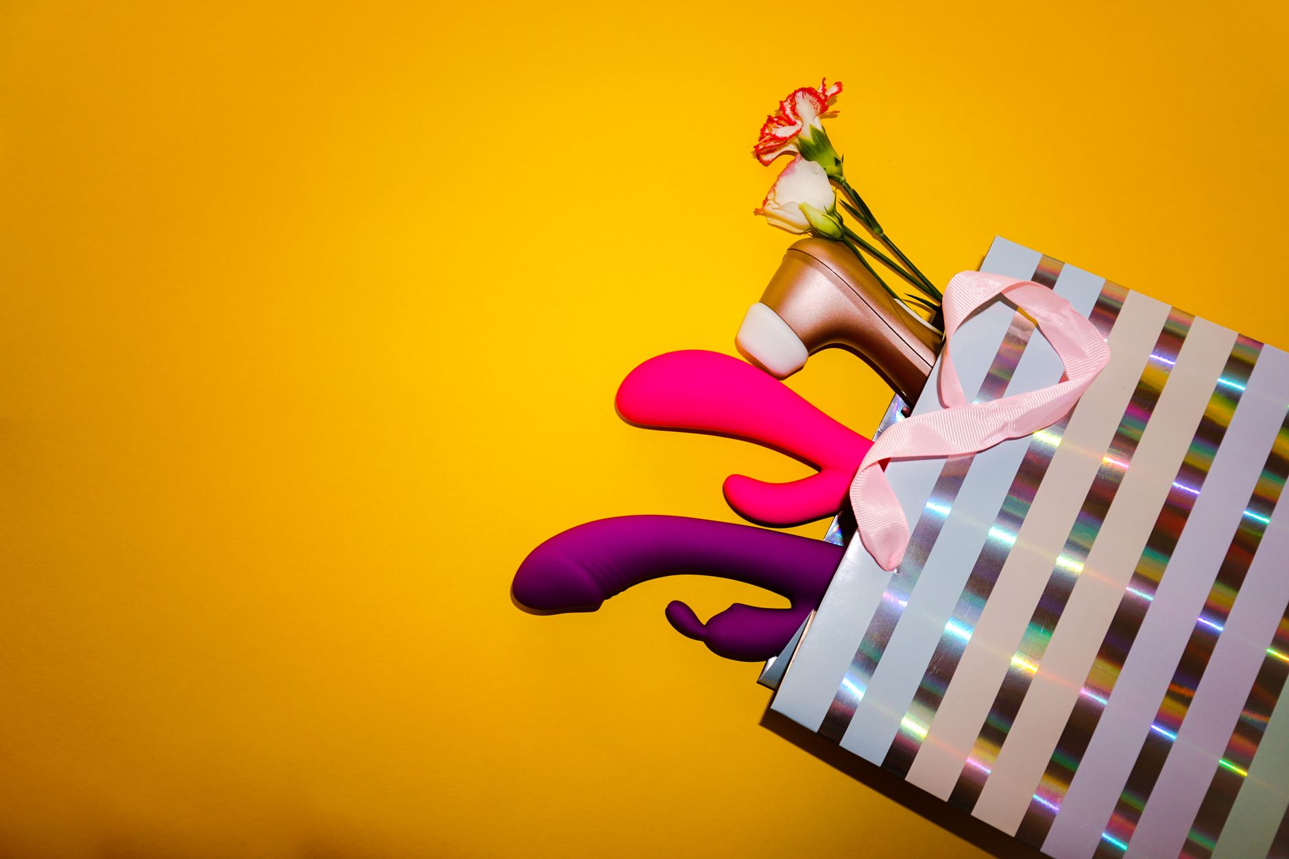 Bright ripe lemons with pleasant aroma and pedicels on peel on pastel background